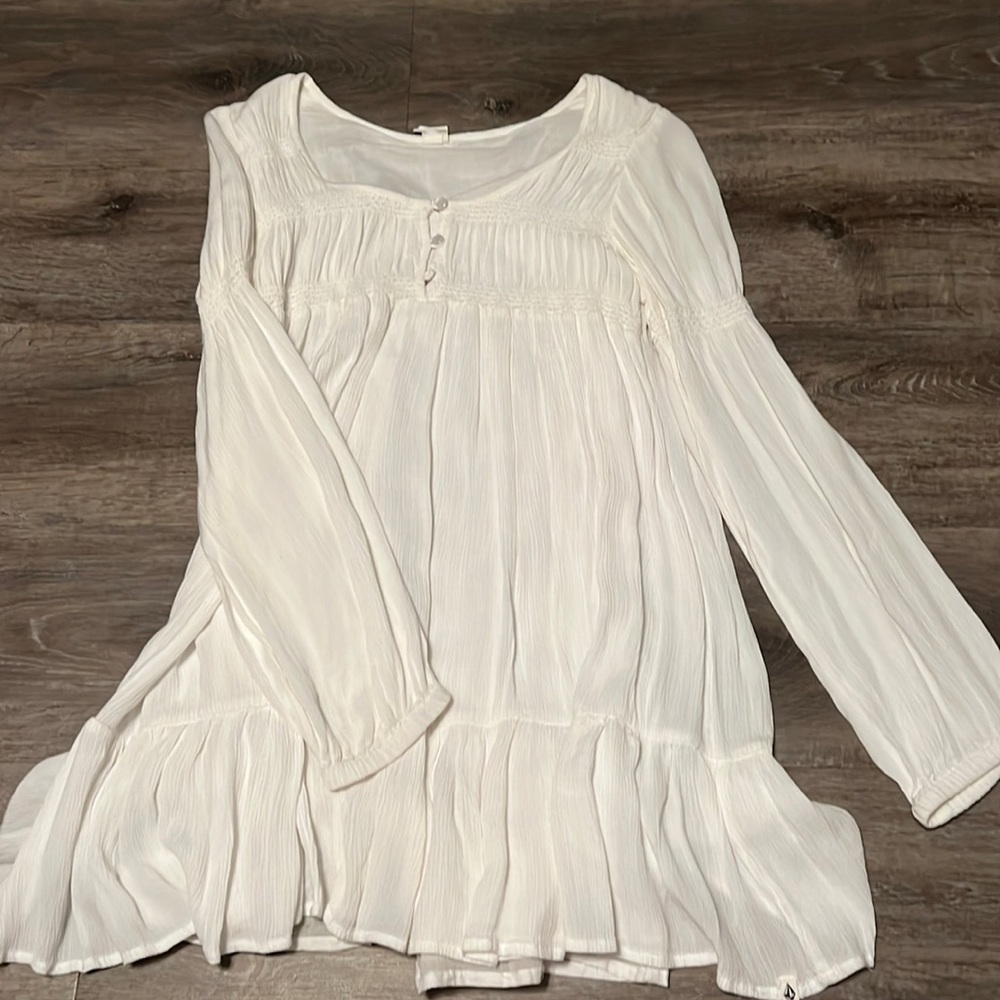white mini dress